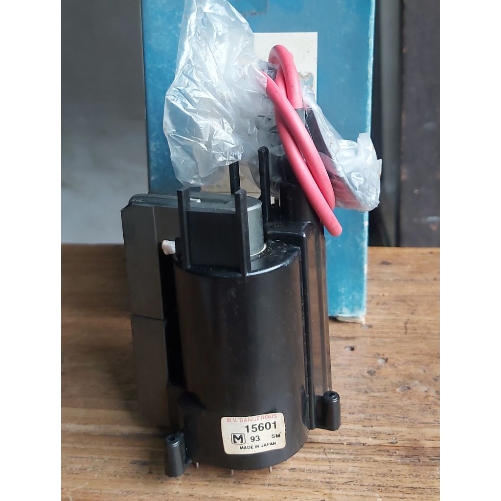 Flyback TLF 15601 B*