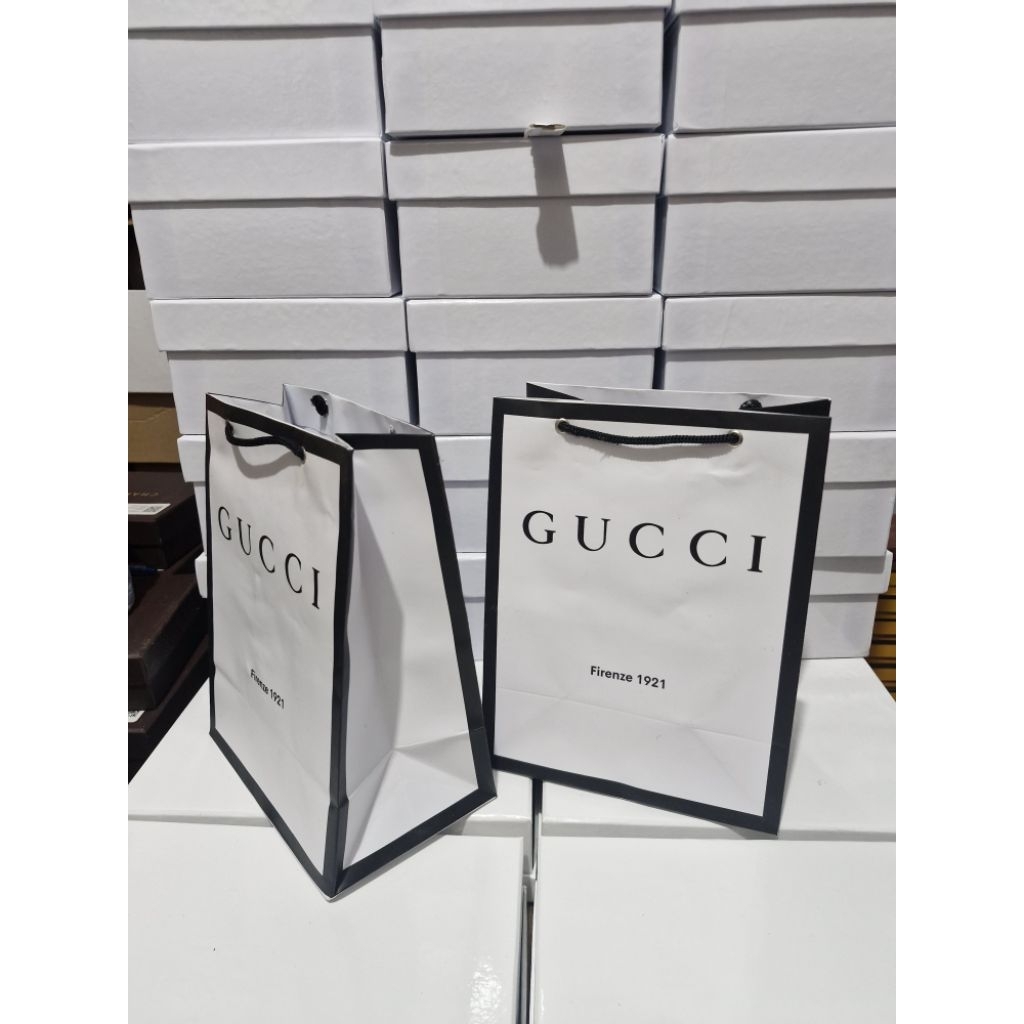 ถุงกระดาษ Gci ขนาด 26 x 20 x 12