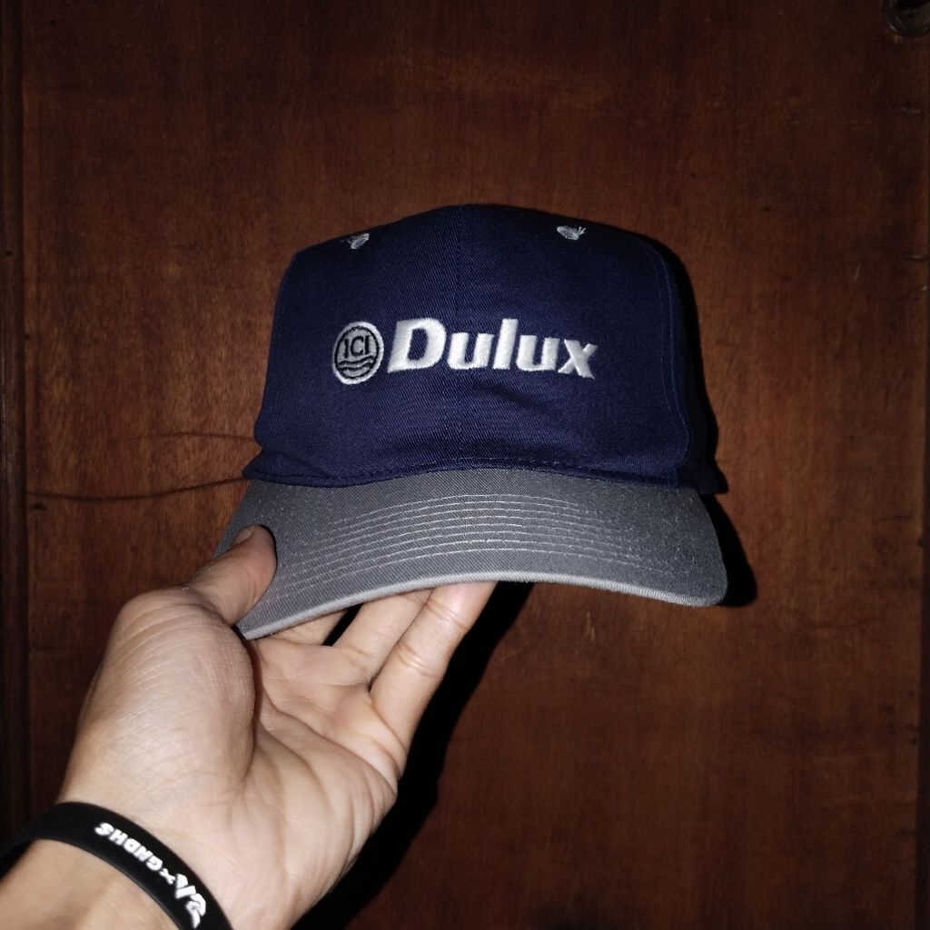 หมวก DULUX TWOTONE**