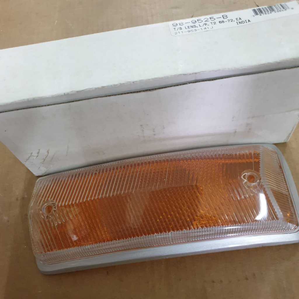 ด้านหน้า TURN SIGNAL VW BUS 98-9525-B EMPI