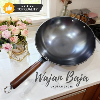 WAJAN BAJA KUALI Penggorengan Gagang Kayu Anti Lengket Serbaguna Black Steel Single Handle 34 cm