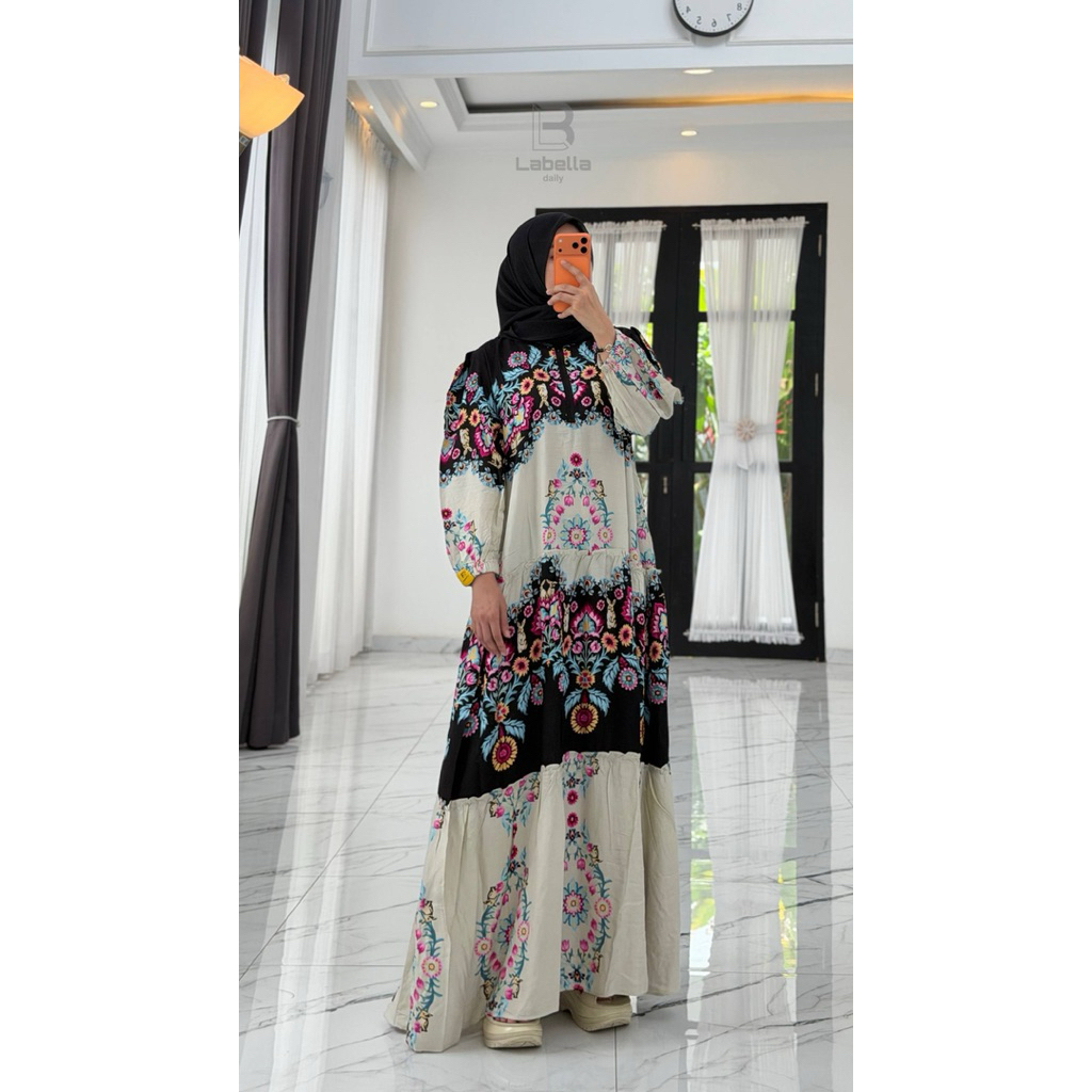 LABELLA DAILY (OKTOBER)