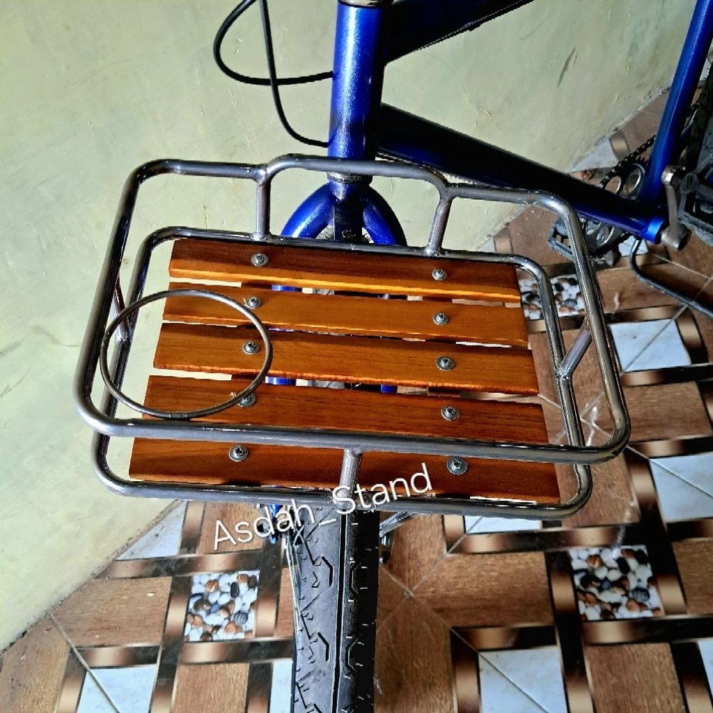 ตะกร้าหน้าจักรยานโครเมียม 30x22x8 ซม. (สากล) แถมรองรับ