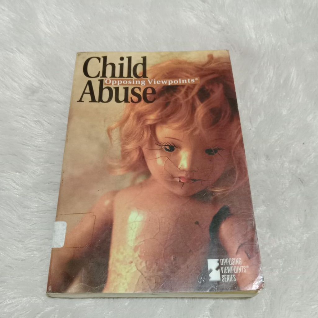 หนังสือภาษาอังกฤษ - Child Oposing Viewpoints Abuse
