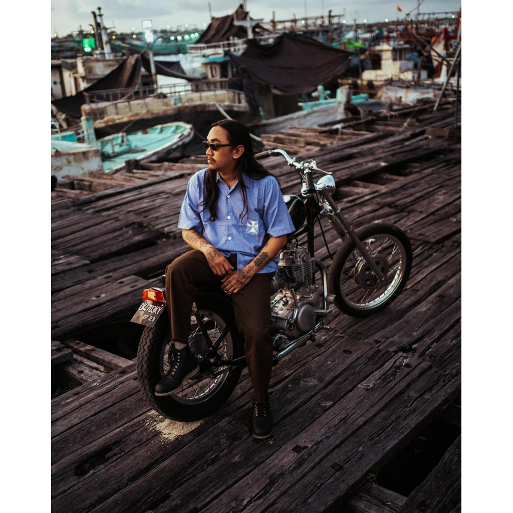 เสื้อเชิ้ต INDP Deep Blue Old Division S INPD Deep Blue