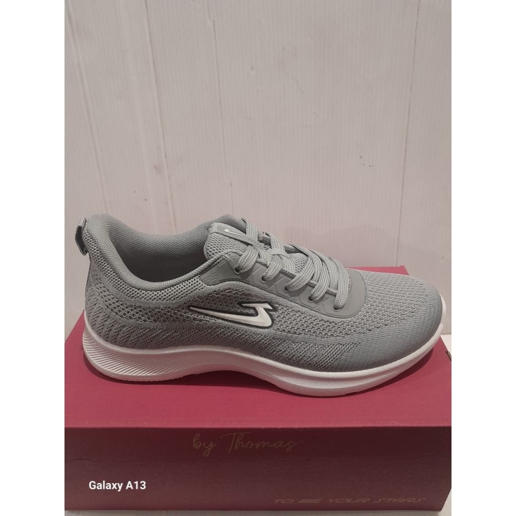 ใหม่ล่าสุดรองเท้า THOMAS KUTA (T) LIGHT GREY