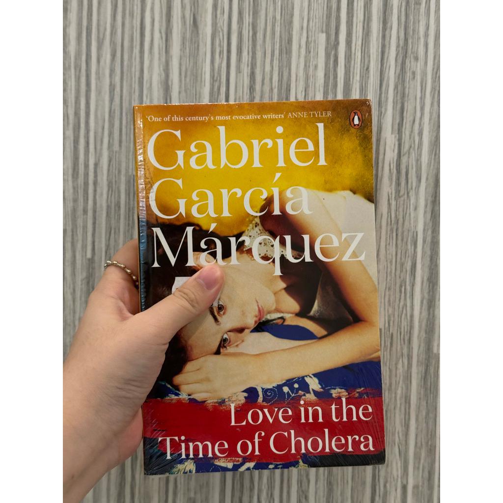 รักในเวลาของ Cholera โดย Gabriel Garcia Marquez นวนิยาย