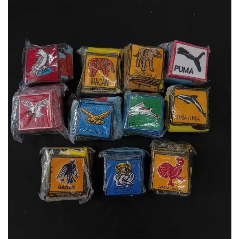 ANIMAL REGU EMBROIDERY BET 1 ชุด CONTAINS 10+1 REGU FLAG