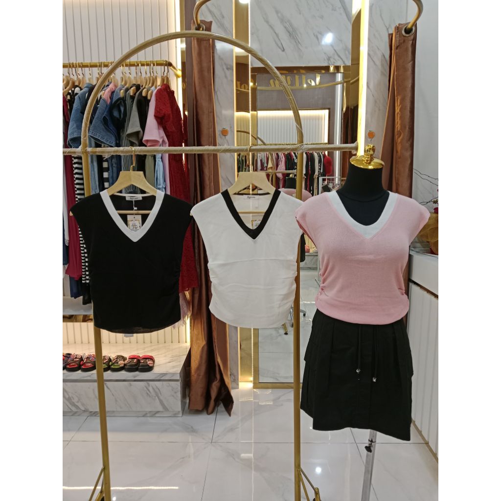 BON BON BON เสื้อคอวีนําเข้า BKK