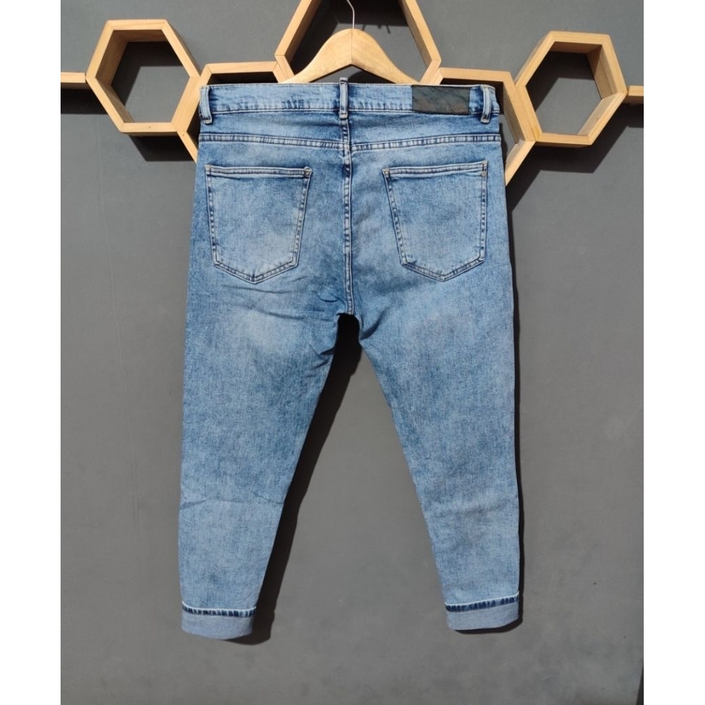 ZARA SLIM STRETCH JEANS