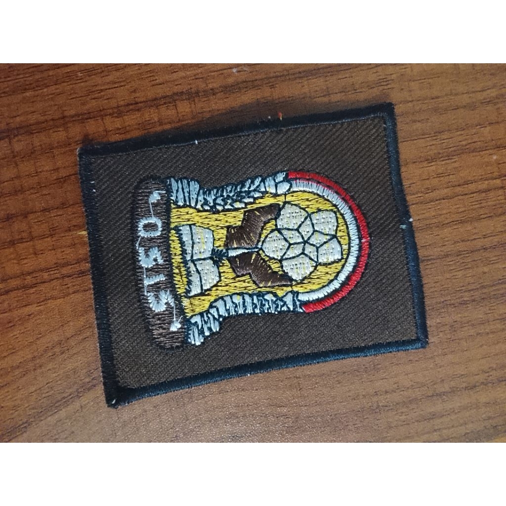 สูง SCHOOL OSIS BEDGE