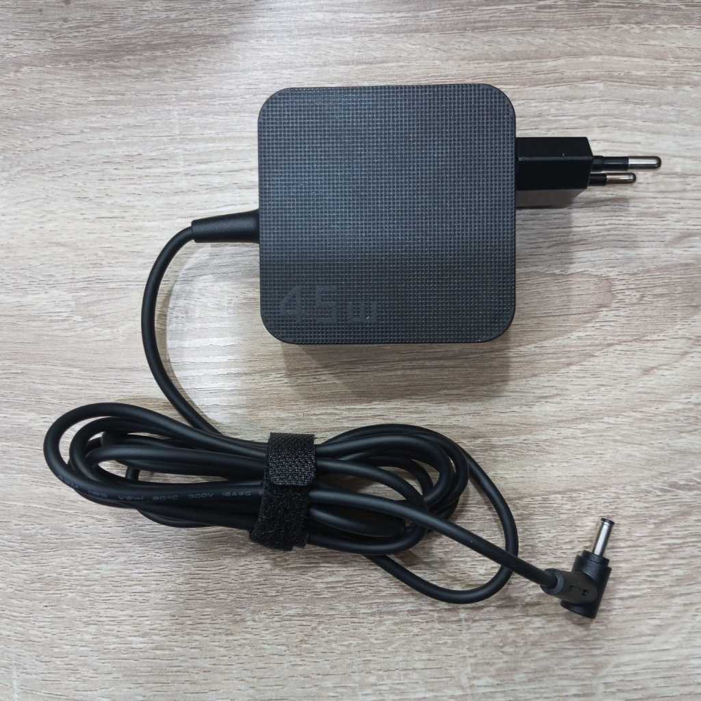 Asus A407U A407UB A407UF A407UA A407UBR A407MA A407M 19V 2.37A (45W) 4.0*1.35mm EMBOZ โลโก้