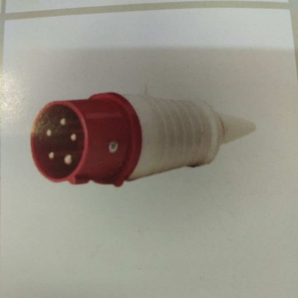 ปลั๊ก 3P 32A INDUSTRAIAL PLUG TYPE-023