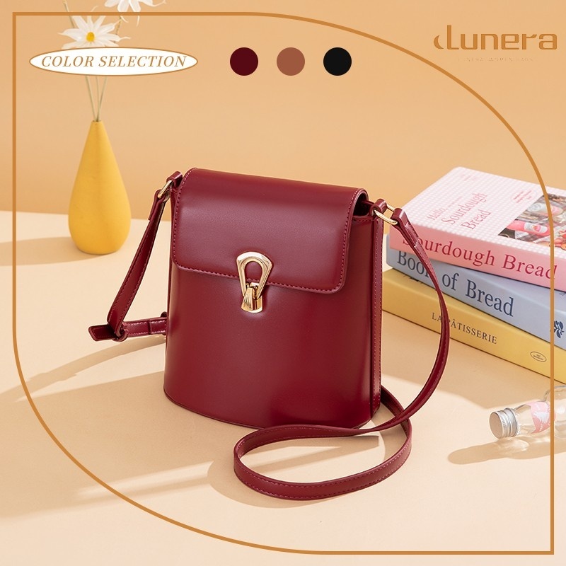 LUNAR - Womens Mini Vintage PU Leather Sling Bag - Auburn Luxe