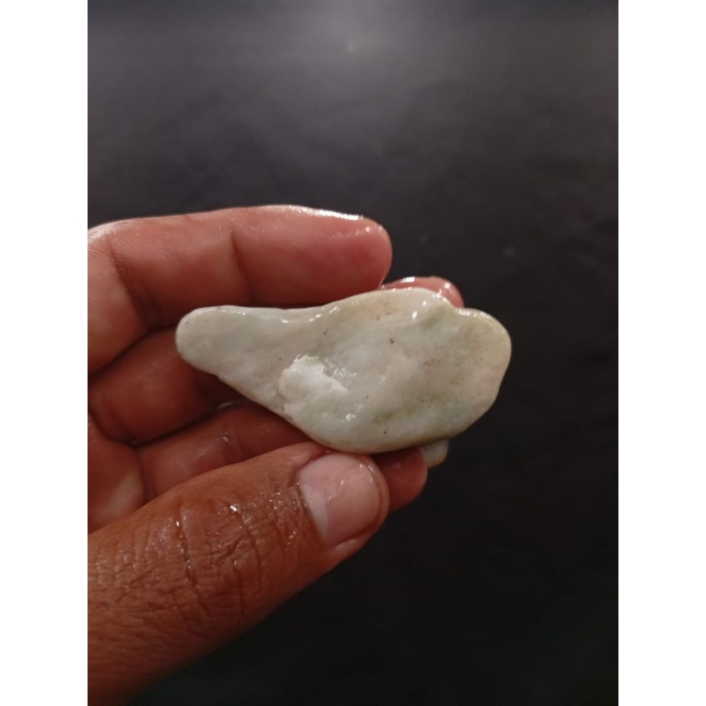 HIJAU หยกเขียวและหยกนม B83