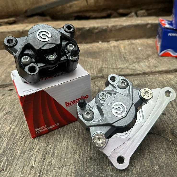 คาลิเปอร์นูนโลโก้ใหญ่ 2p พร้อมขายึดคาลิปเปอร์ด้านหลัง 2p nmax