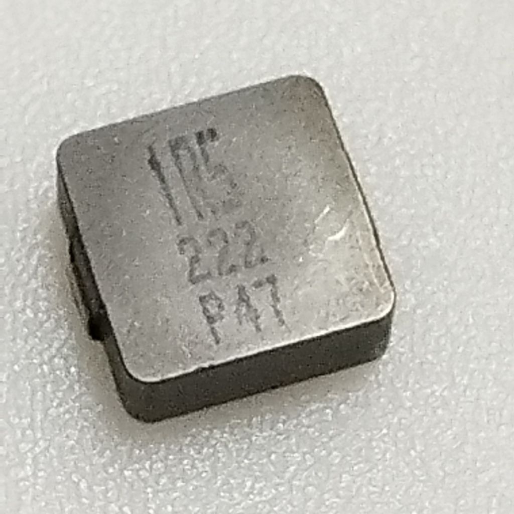 ตัวเหนี่ยวนํา SMD 1R5 222 P47