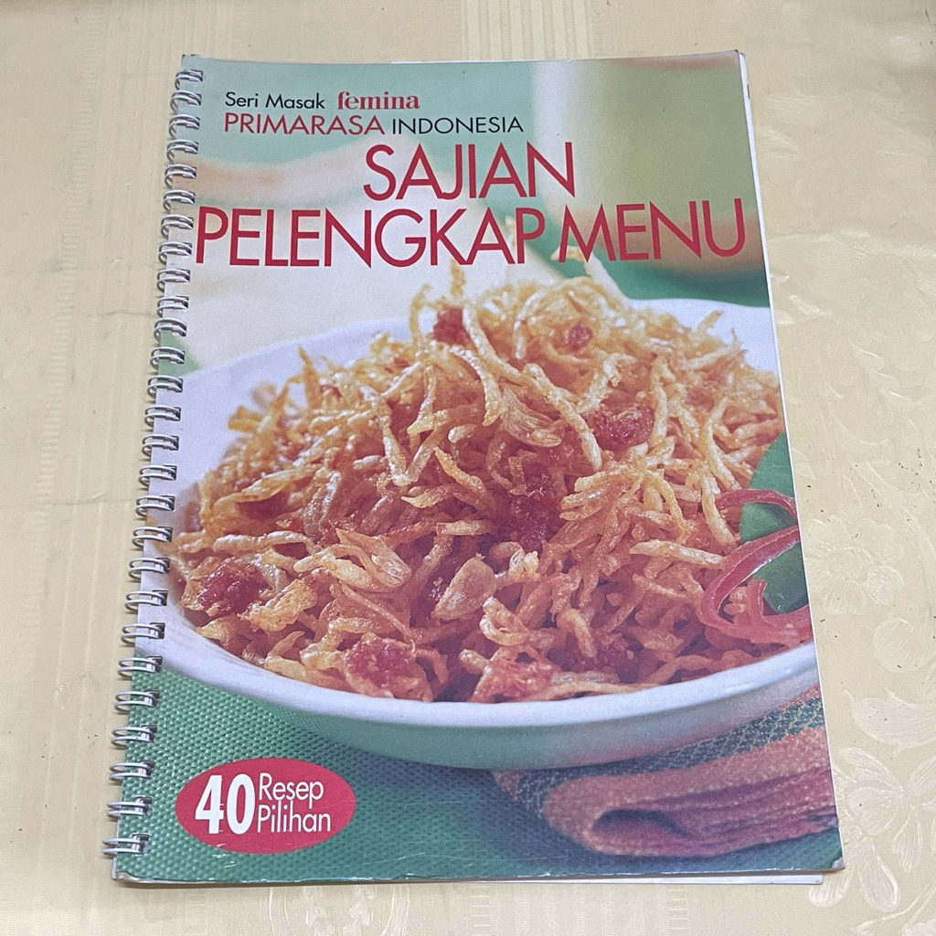 หนังสือชุดทําอาหาร Femina COMPLETE MENU