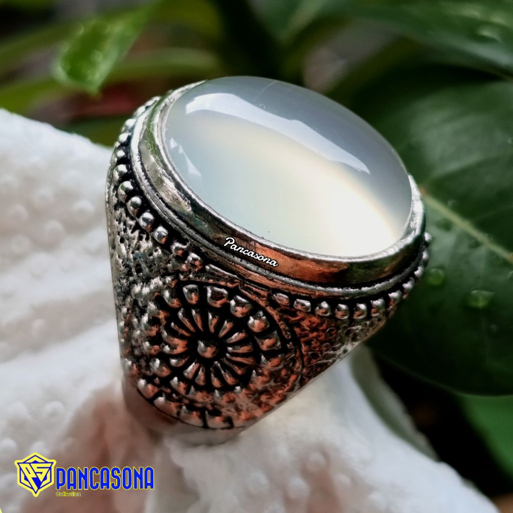 PACITAN NATURAL GRAPE AGATE STONE NATURAL STONE