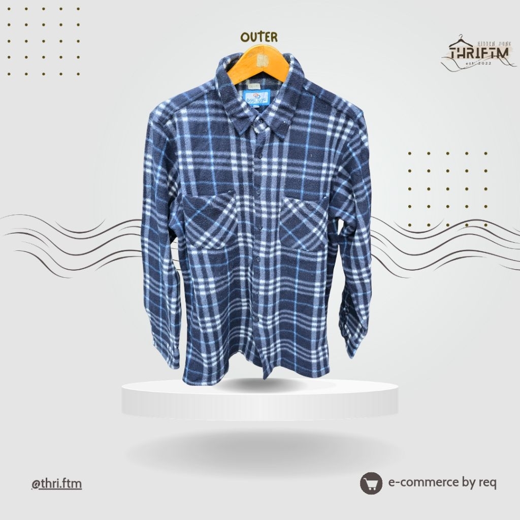 ผ้าสักหลาดด้านนอกขนสัตว์ โดย Dyu Dyu