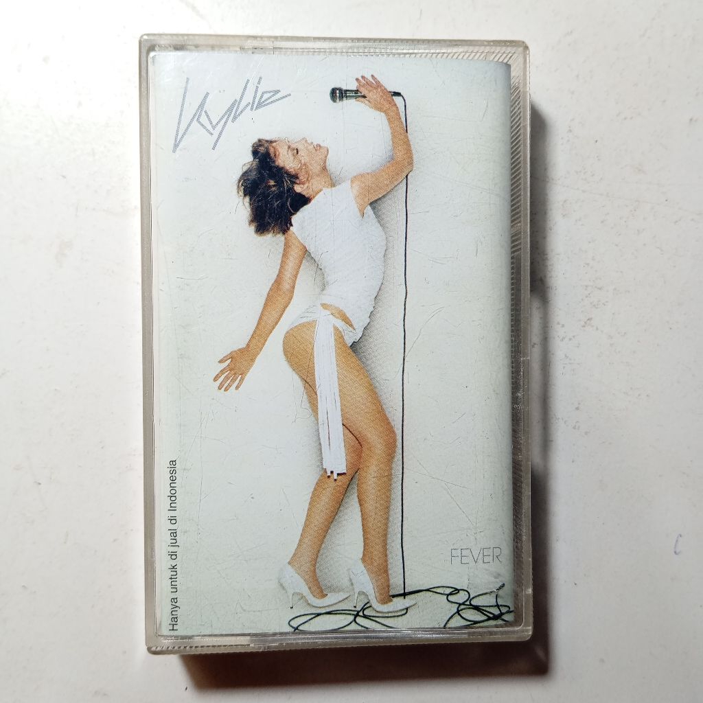 Kylie Minogue Cassette - ไข้