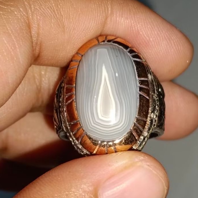 แหวนหินคอรัลหนงกา 19B12B8mm