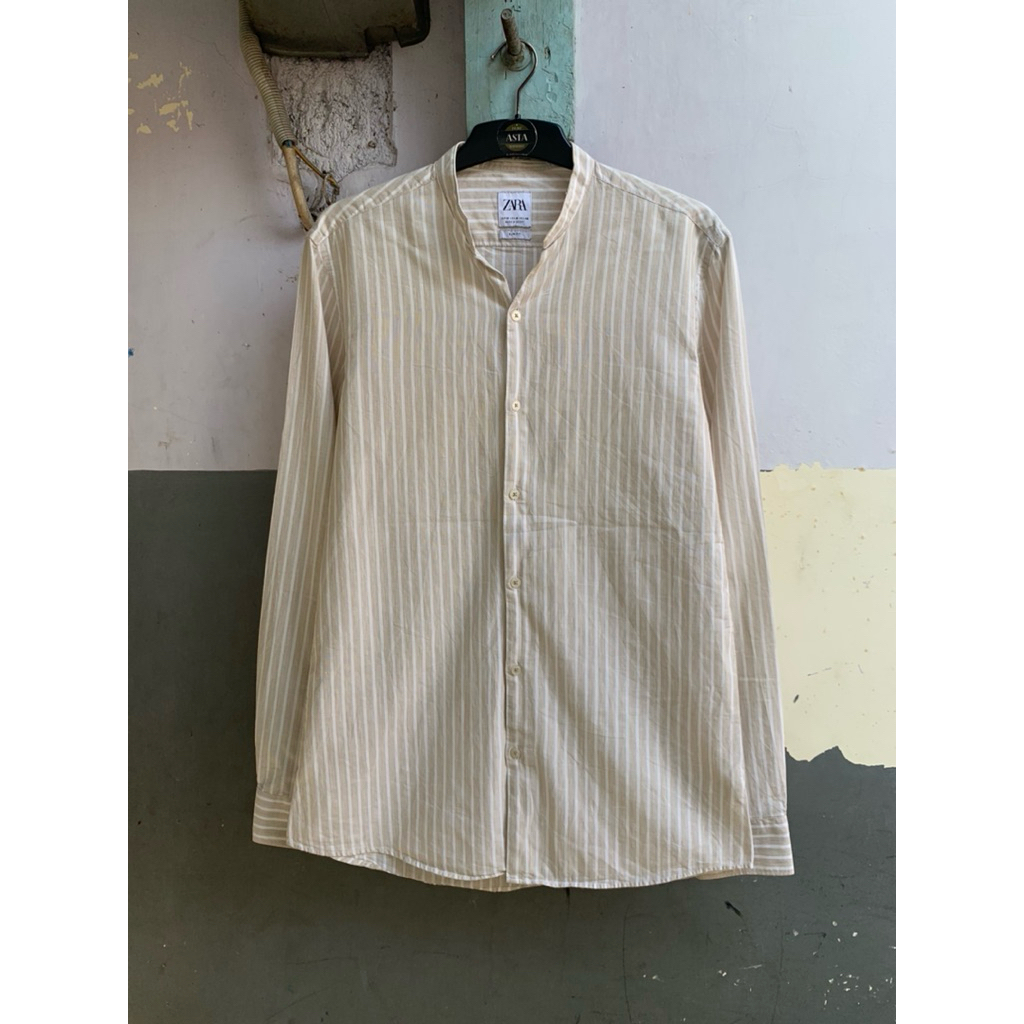 KEMEJA Zara เสื้อเชิ้ตคอปกแขนยาวผู้ชาย shanghai preloved SHB.12.09