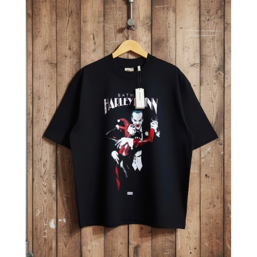 KITH X BATMAN HARLY QUIN X BATMAN SELINA KYLE MIRROR 1:1 ORIGINAL COMBED 20S เสื้อยืด
