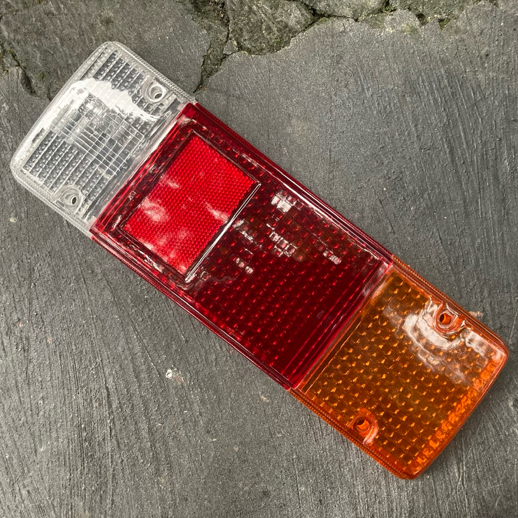 เลนส์ด้านหลังโคมไฟ Mika Stoplamp ด้านหลังชุดหยุดโคมไฟ Toyota Land Cruiser Prado Baldera Pickup 70-Se