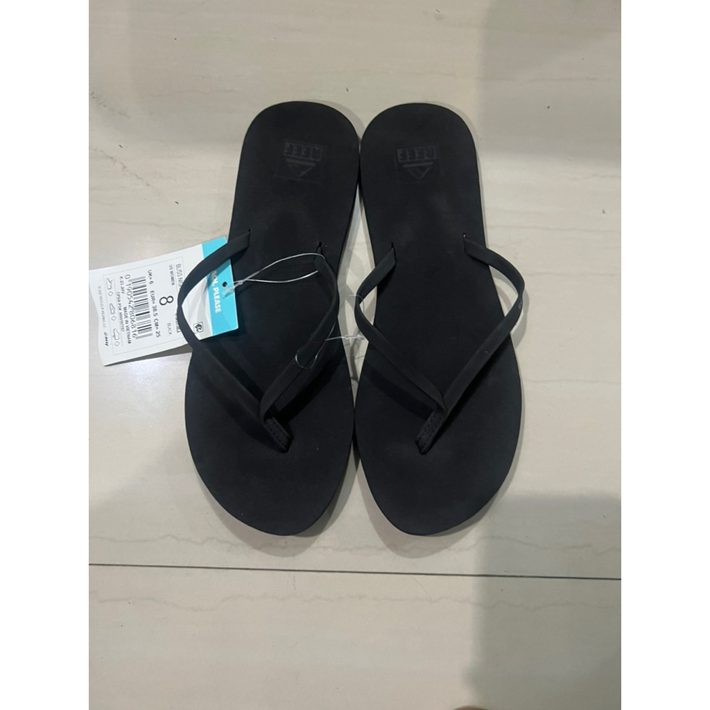 Reef Bliss Night รองเท้าแตะสีดําของแท้ 100%