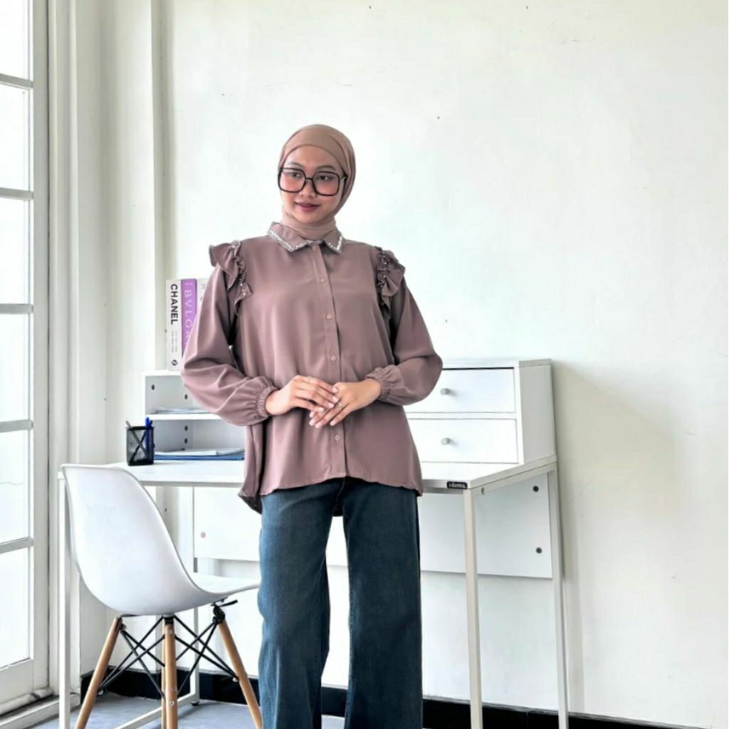 Avery Blouse********