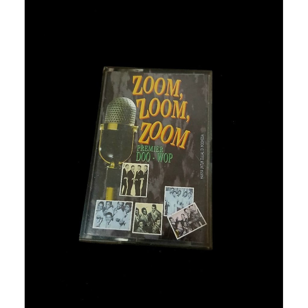 ZOOM, ZOOM, ZOOM, ZOOM, ZOOM - เทปคาสเซ็ตพรีเมียร์ Doo Woop || VGC ฝาครอบ Smooth hard ไม่มี Scribble