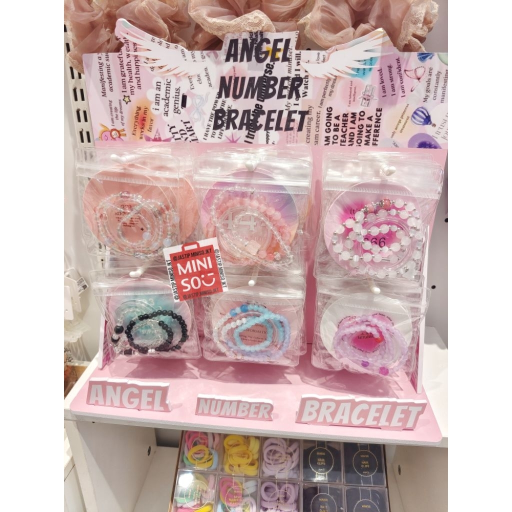 MINISO สร้อยข้อมือ Angel Number Multi-Loop (111,222,333,444,555,666)