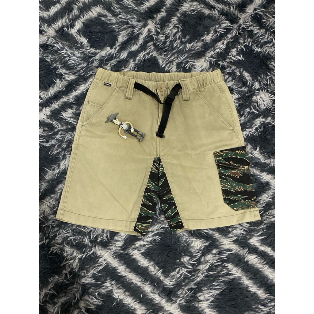 Vintage y2k Elements skateboard utility short camo pocket
