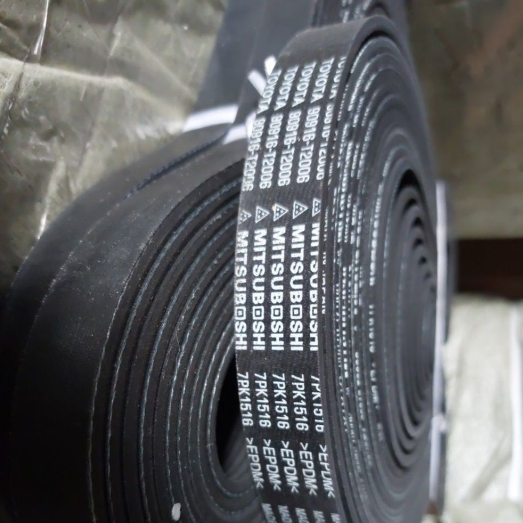 Fanbel kijang innova ดีเซล 7pk1516 ก่อนเกิดใหม่