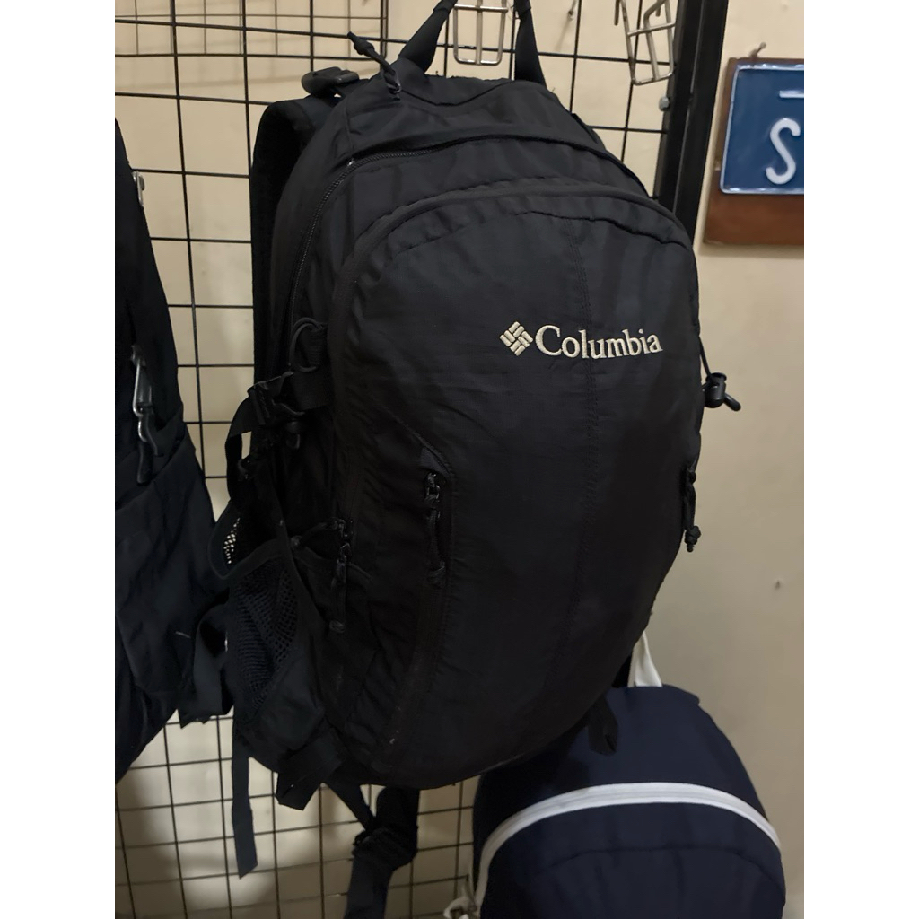 Columbia Black Backpack 32 L