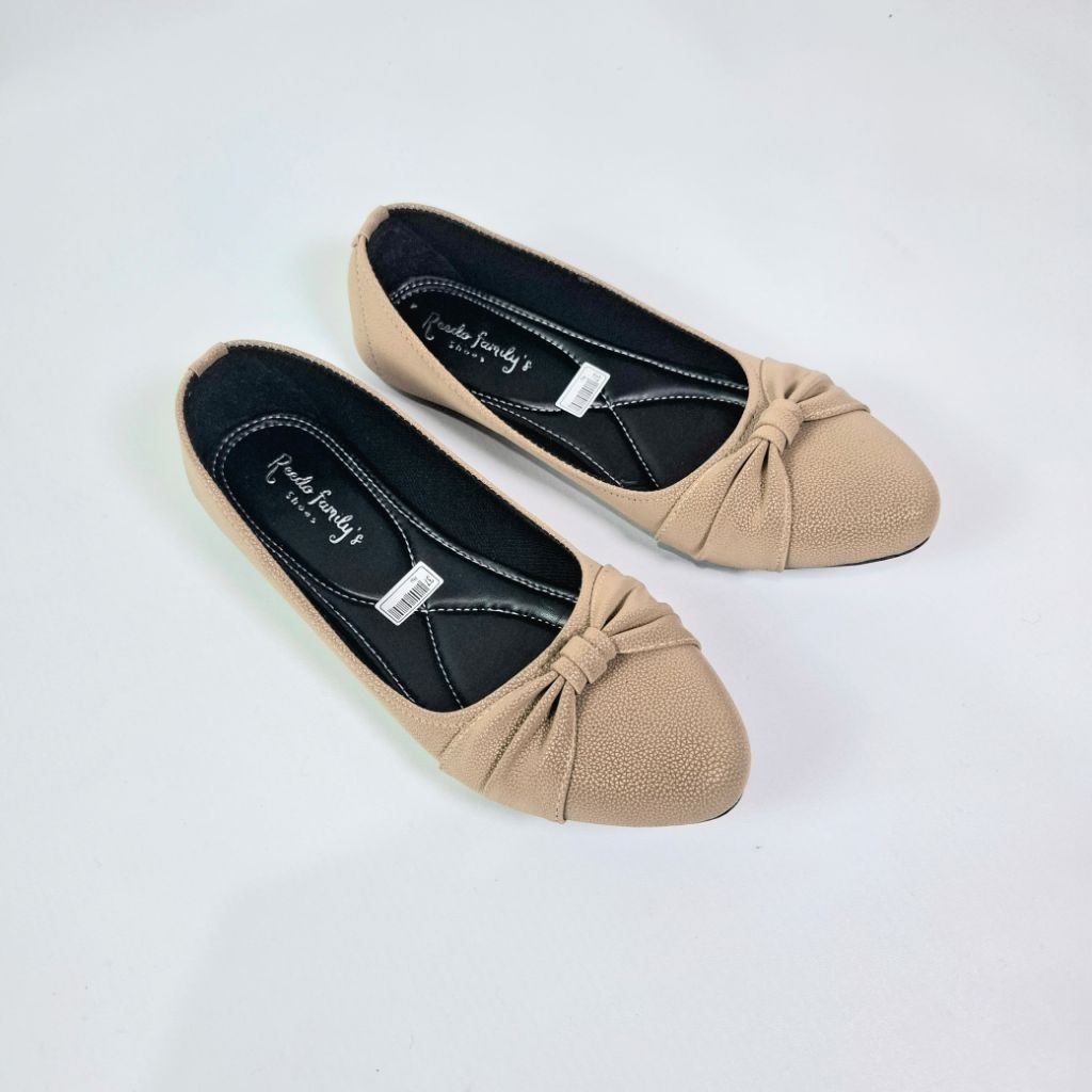 REEDOFAMILY RL-001 รองเท้าส้นแบนกันลื่นสีดําสําหรับผู้หญิง