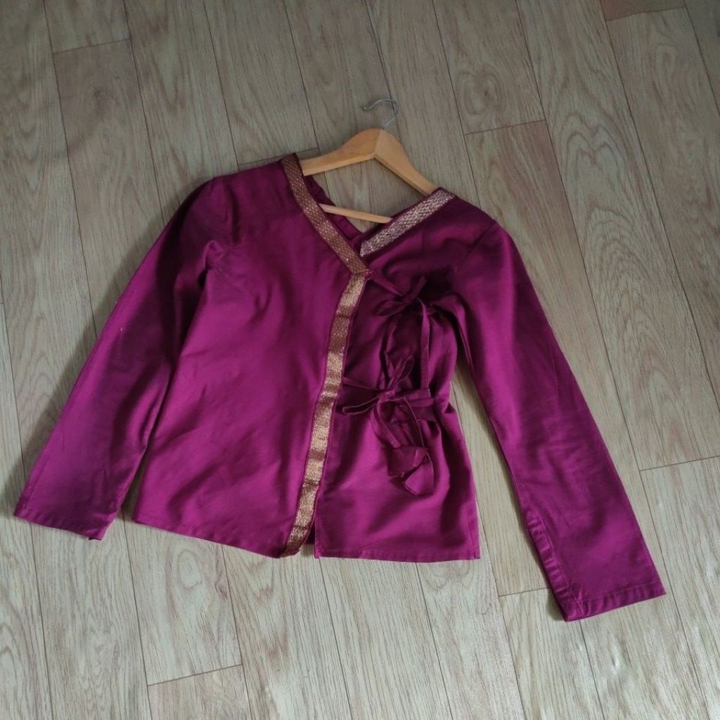 ชุดกิโมโน Magenta แบบสั้น kurti