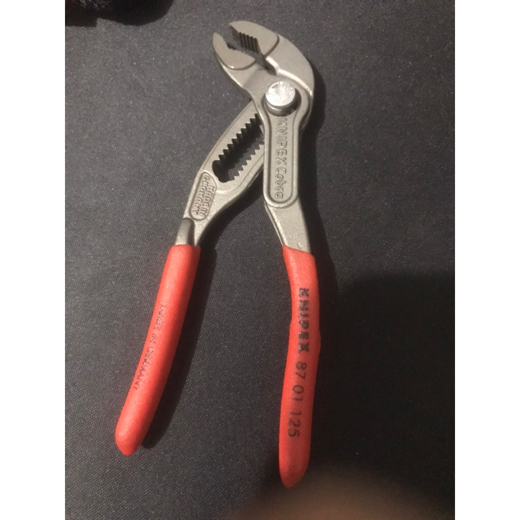 ประแจท่อ KNIPEX Cobra 125