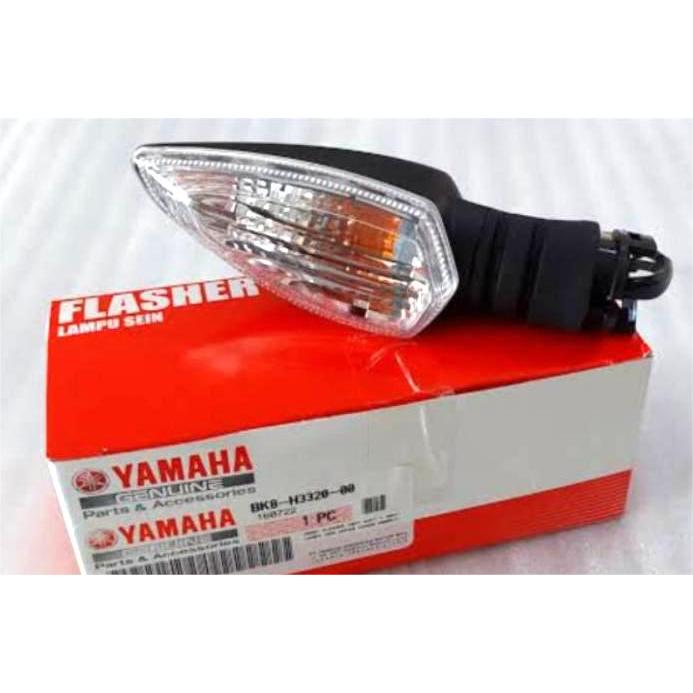 ไฟเลี้ยวหน้า (Winker) Yamaha Vixion R Original YAMAHA BK8-H332-00/BK8-H3310-00