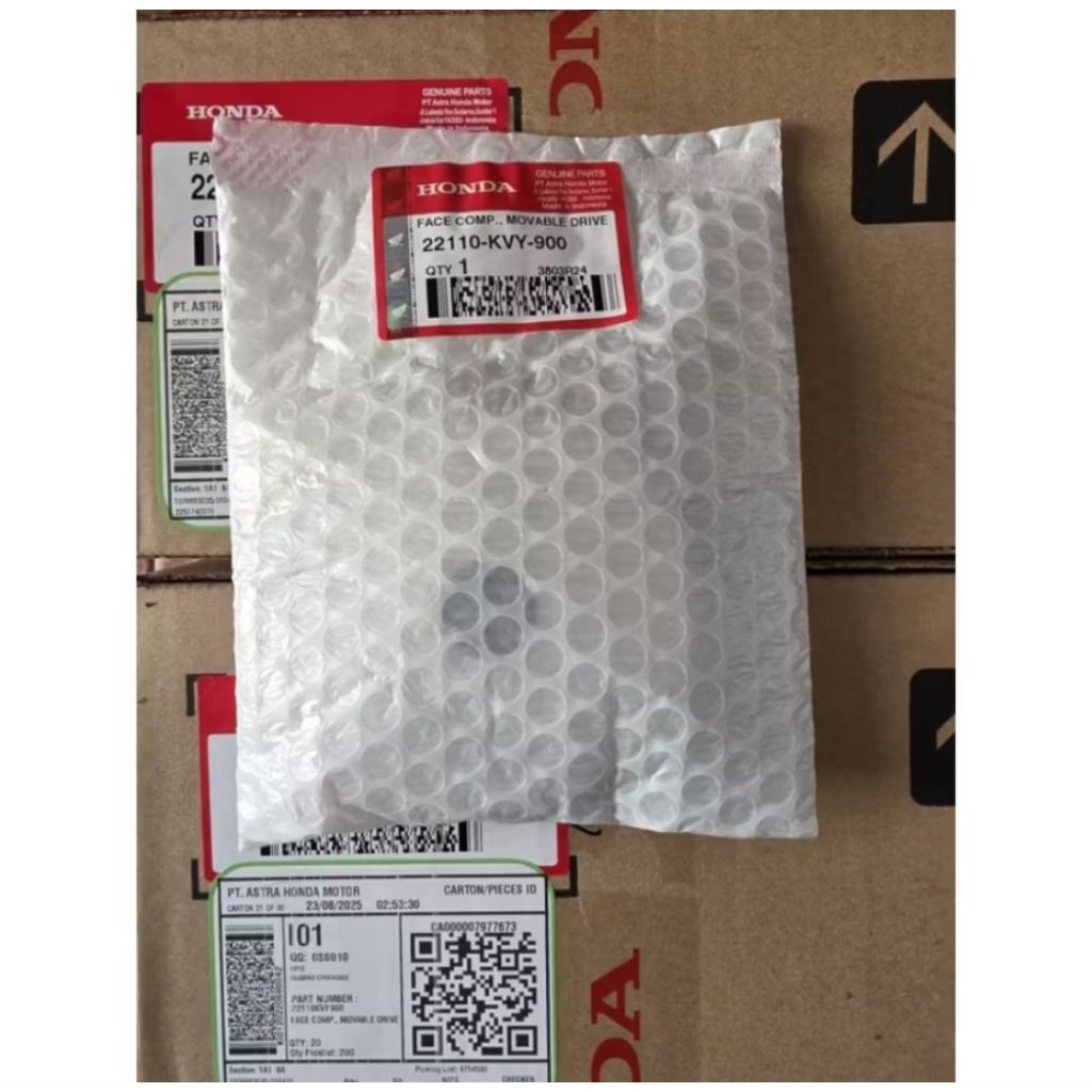 ORIGINAL ROLLER HOUSING BEAT CARBON (22110-KVY-900) SCOOPY CARBON-SPACY CARBON