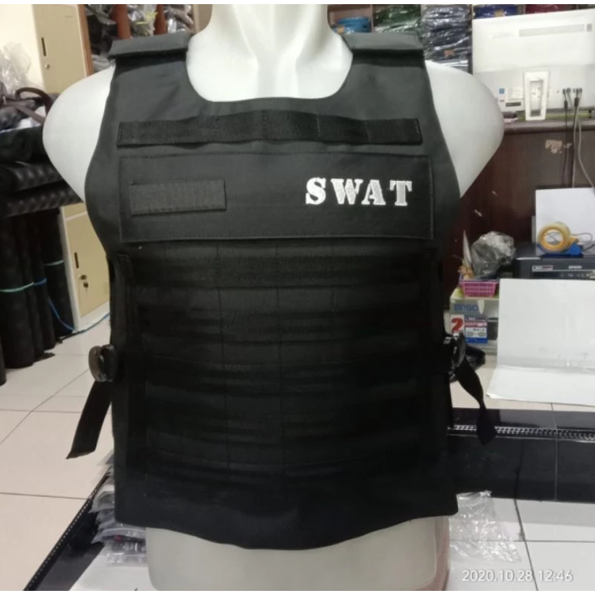 SWAT VEST POLICE VEST CHEST PROTECTION VEST