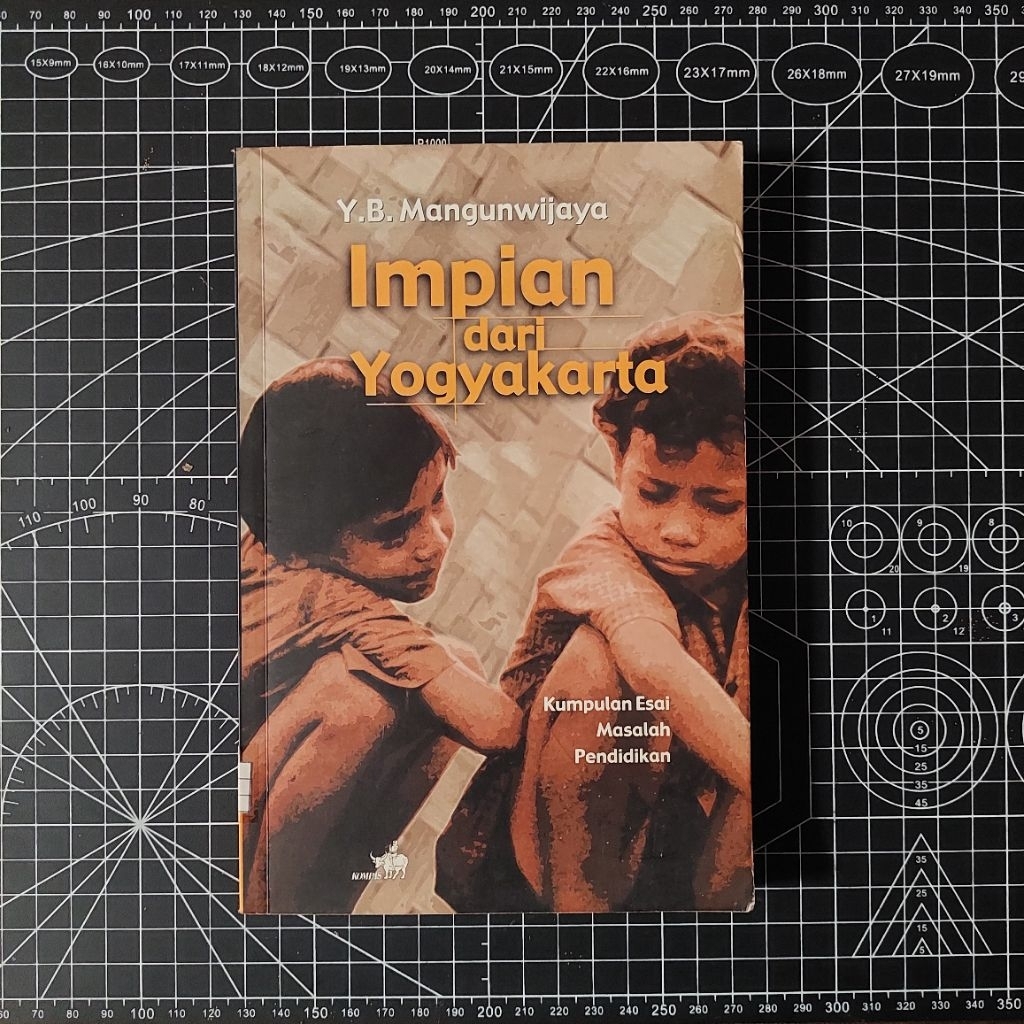 PRELOVED BOOK - Dream BOOK จาก Yogyakara: คอลเลกชันปัญหาการศึกษา Essays - YB Mangunwijaya