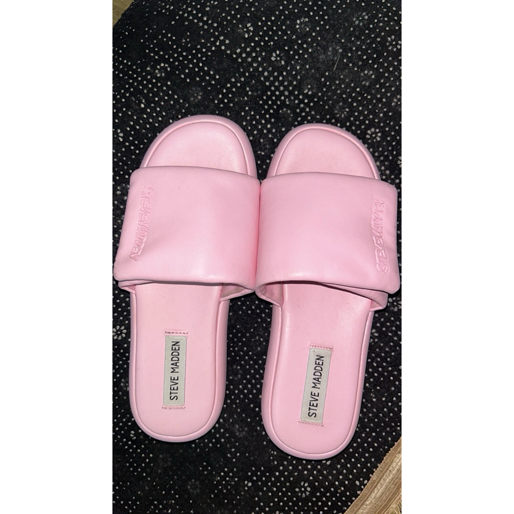 Steve Madden Womens Swoosh Pink Sandals / รองเท้าแตะแบรนด์ Steve Madden Original