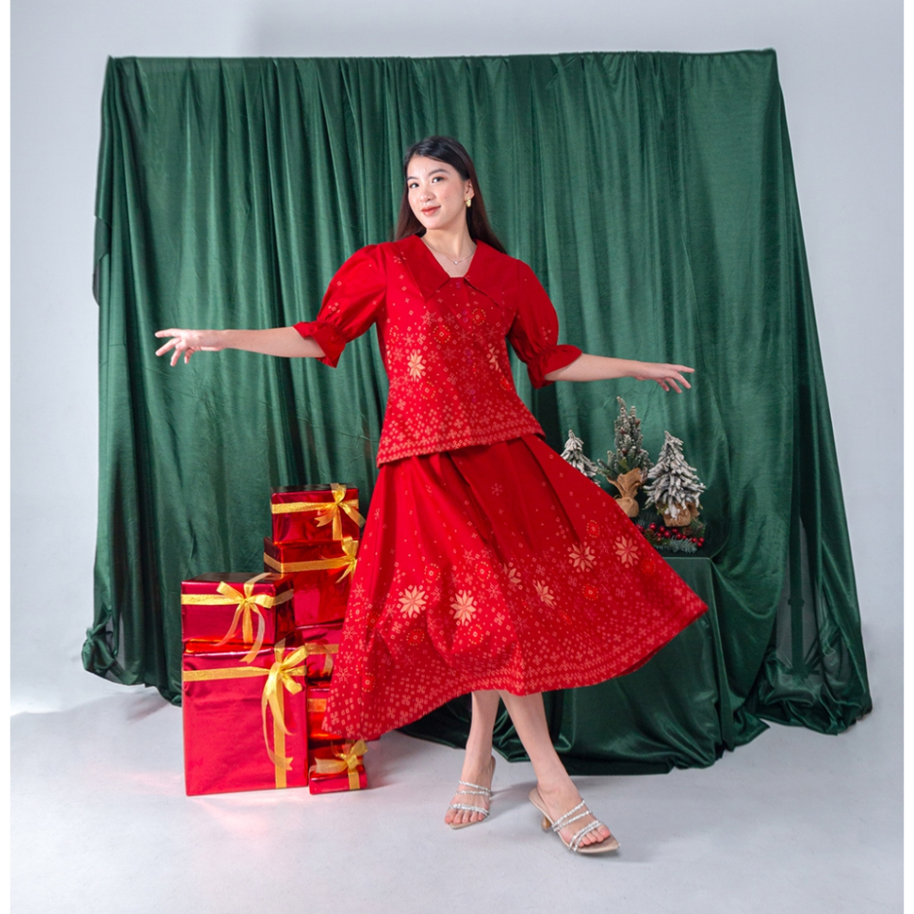 KATUN Nayara Anahita เสื้อเบลาส์ผ้าฝ้ายคอวีแฟชั่นสตรี