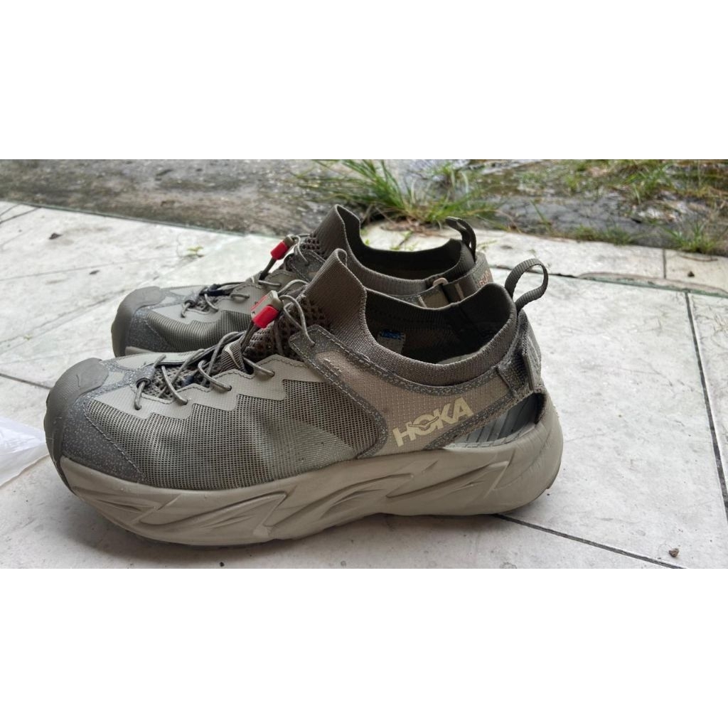 รองเท้า Hoka มือสอง*