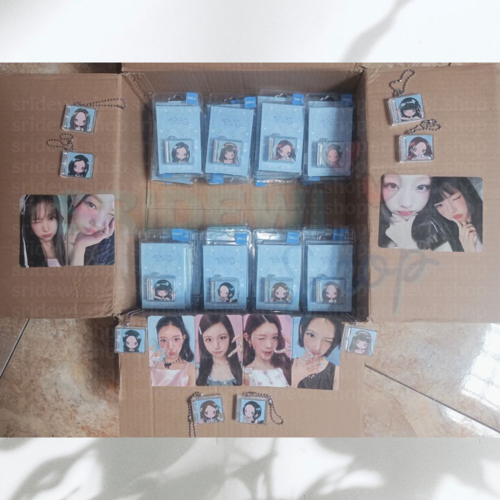 ALBUM HEARTS2HEARTS VER SMINI