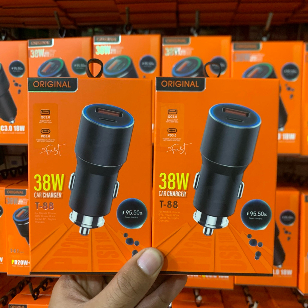 อะแดปเตอร์ชาร์จในรถยนต์ T-88 / T-E7 / PD-56 / T-E8 T-5102 LED 38W USB-A + Type-C Car Saver PD 38W QC