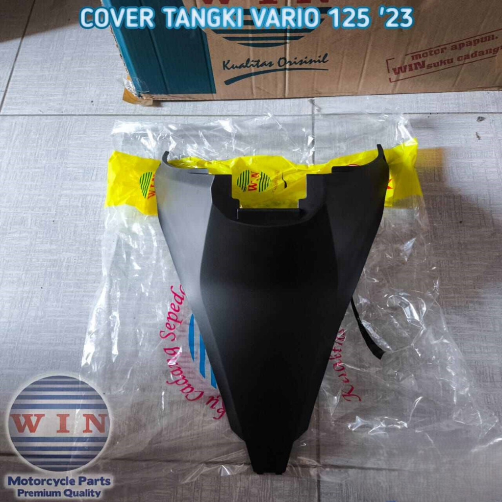 01-B67-366-82AA ฝาครอบถัง Honda Vario 125 2023 K2V WIN
