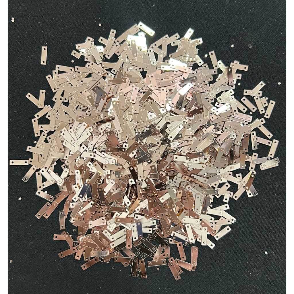 @10GRAM ROSE GOLD SQUARE PLATE SEQUINS UK 2X9ML